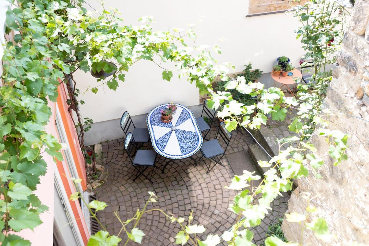 Klimatisiertes Loft Im Herzen Von Deidesheim Exterior foto